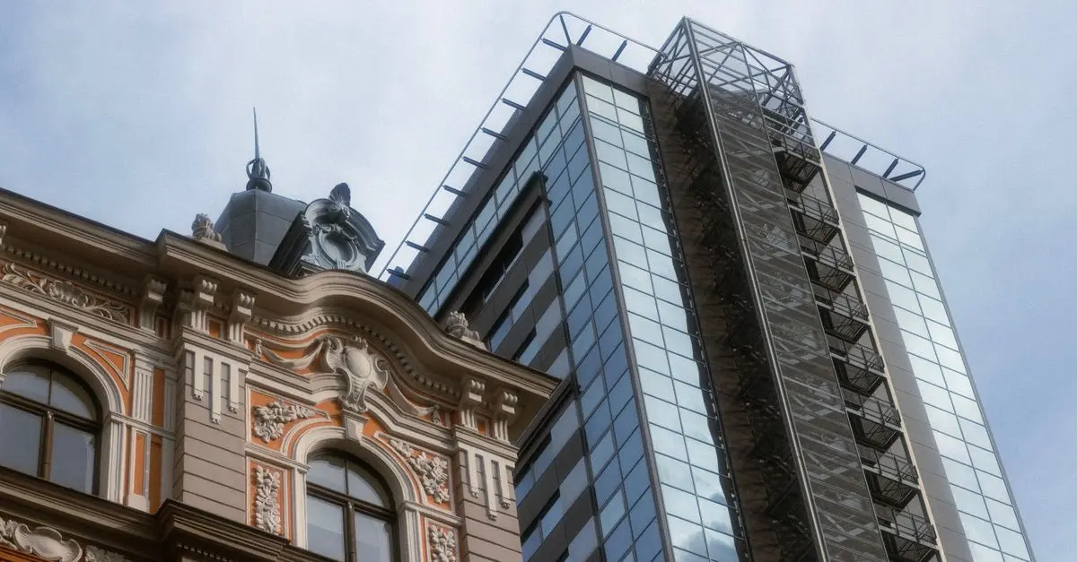 Neubau vs. Altbau: Welches Immobilienprojekt ist rentabler?